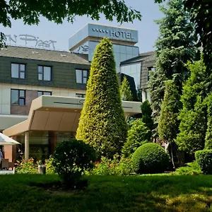 & Krakkó